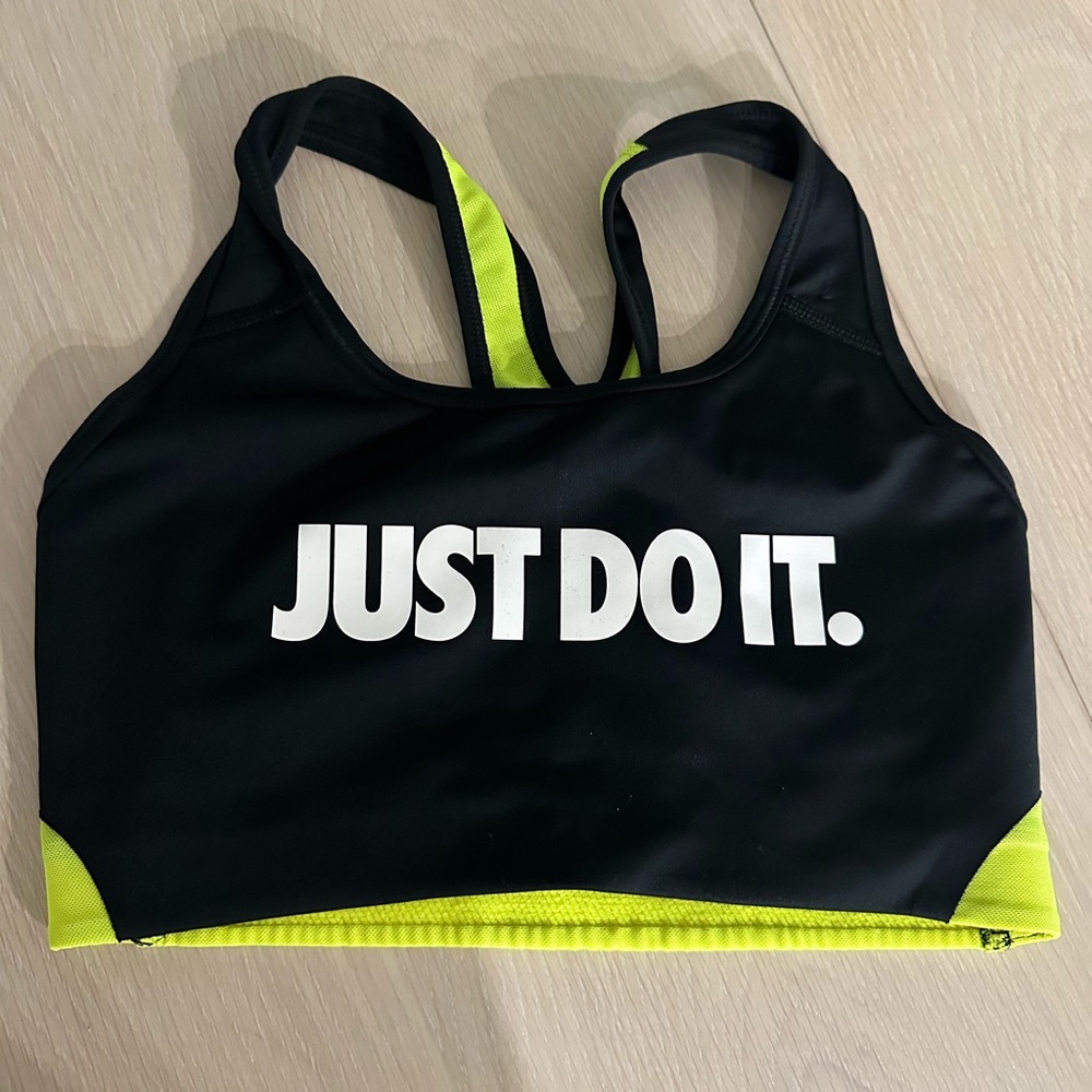 Nike “Just do it” sports bra like new, never worn size small